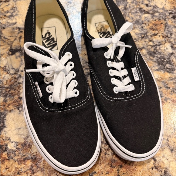 Vans Shoes - Vans Black & White Low-Top Canvas Sneakers
